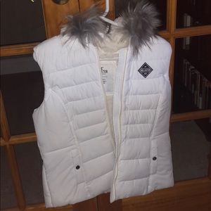 Women’s Hollister Vest
